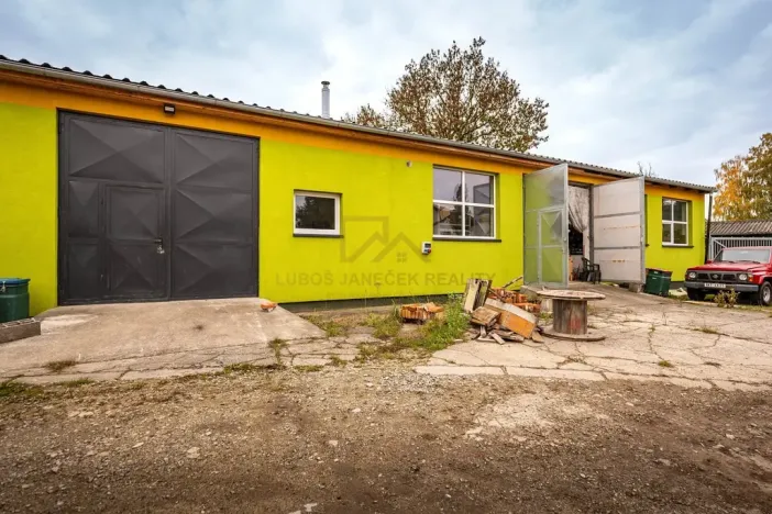 Prodej komerční, Veselí nad Lužnicí - Veselí nad Lužnicí I, Sokolská, 2750 m2