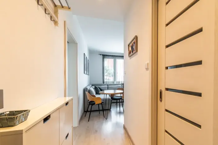 Pronájem bytu 2+kk, Praha - Kamýk, Zárubova, 39 m2