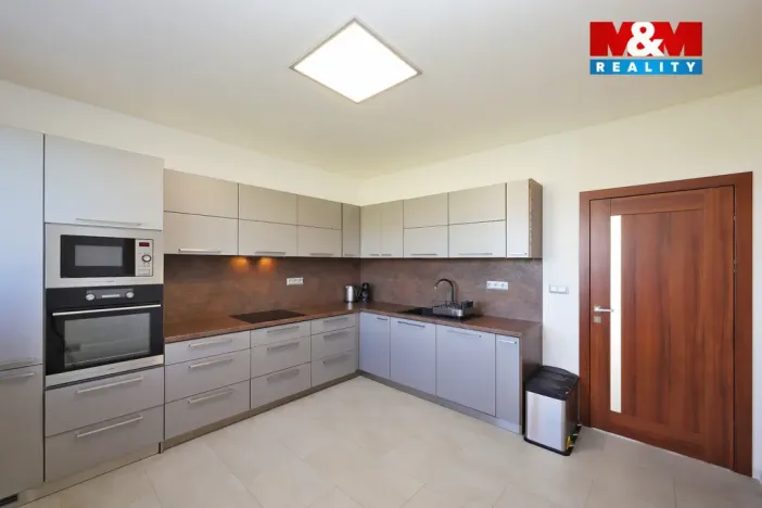 Pronájem obchodního prostoru, Zbraslavice, 1320 m2