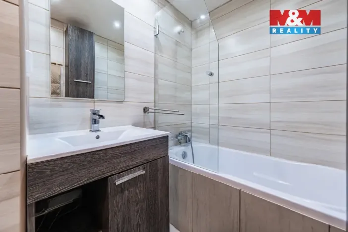 Prodej bytu 2+1, Chomutov, Skalková, 61 m2