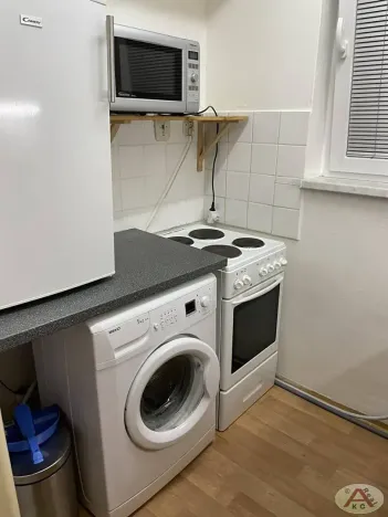Pronájem bytu 1+kk, Praha - Braník, Podolská, 30 m2