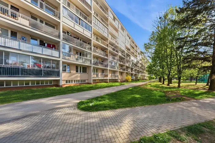 Prodej bytu 3+1, Pardubice, Bělehradská, 55 m2