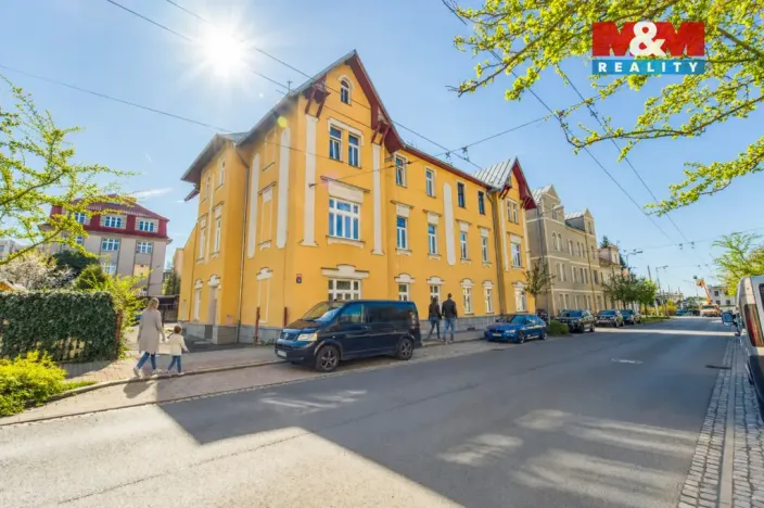 Prodej bytu 4+kk, Mariánské Lázně, Husova, 90 m2