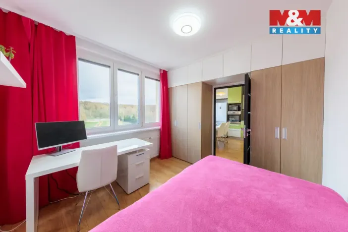 Prodej bytu 4+1, Chodov, Čapkova, 83 m2