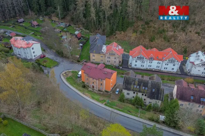 Prodej bytu 3+1, Oloví - Hory, 74 m2