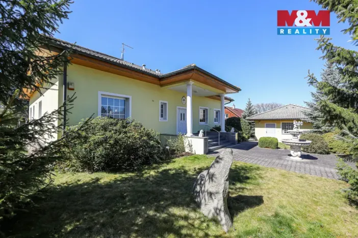 Prodej rodinného domu, Plzeň, Do Luk, 260 m2