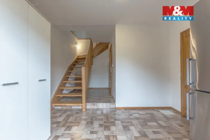 Pronájem bytu 3+1, Hrušov, 97 m2