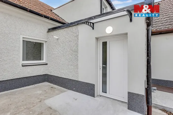 Prodej bytu 3+kk, Lochovice, 104 m2