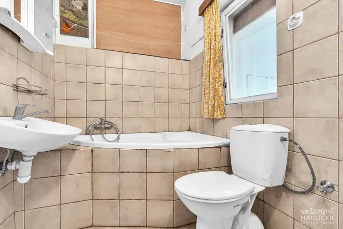 Prodej rodinného domu, Stěžery, 178 m2