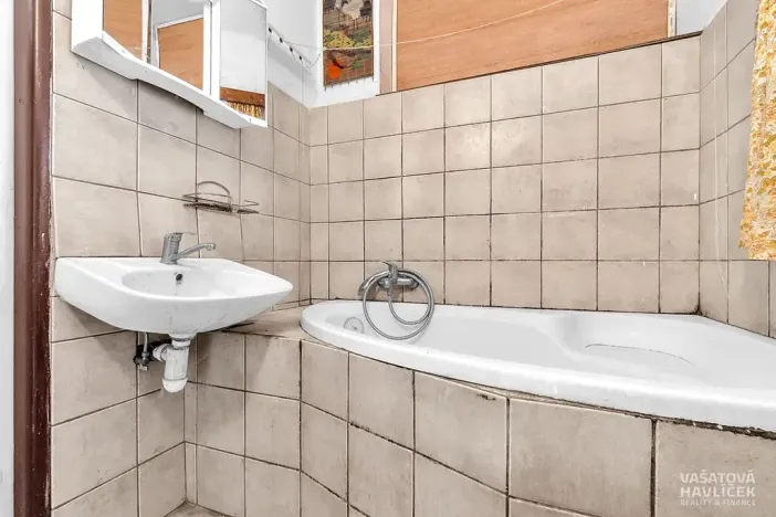 Prodej rodinného domu, Stěžery, 178 m2