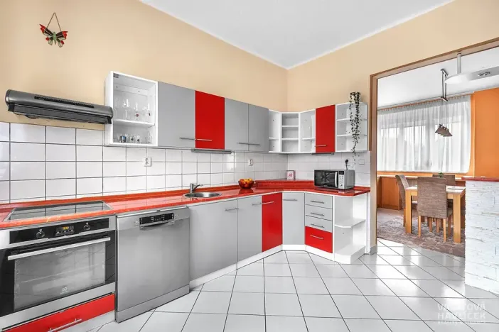 Prodej činžovního domu, Sezemice, Jungmannova, 690 m2