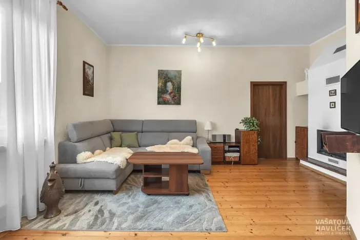 Prodej činžovního domu, Sezemice, Jungmannova, 690 m2