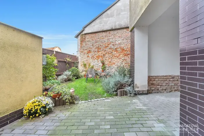 Prodej rodinného domu, Sezemice, Jungmannova, 690 m2