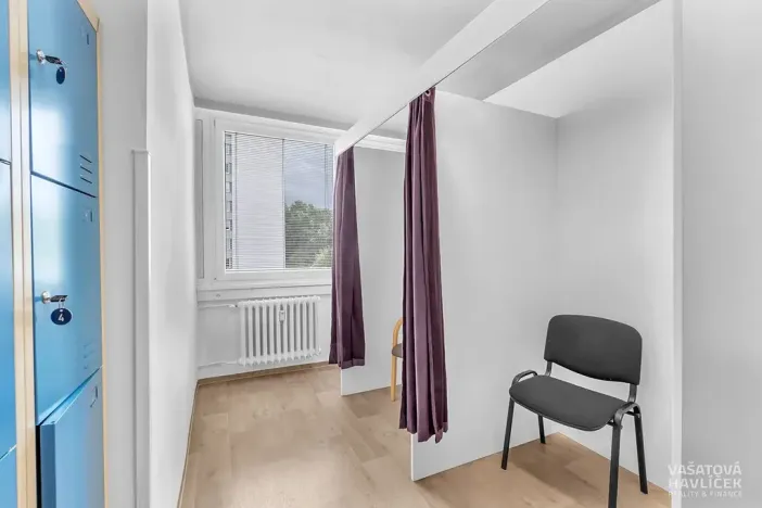 Pronájem kanceláře, Hradec Králové, Akademika Heyrovského, 30 m2