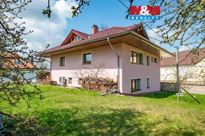 Prodej rodinného domu, Třešovice, 238 m2