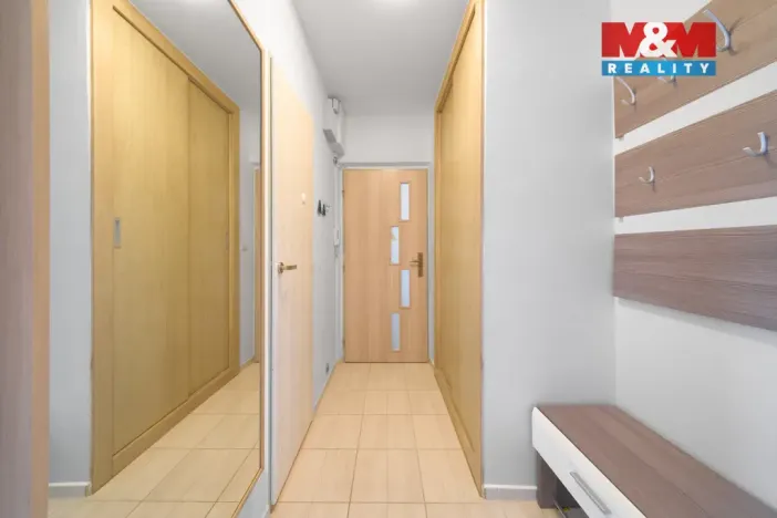 Prodej bytu 3+1, Broumov - Olivětín, Dukelská, 53 m2