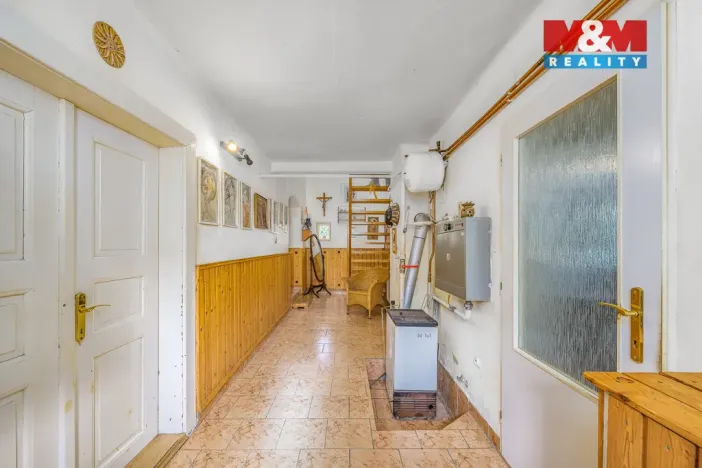 Prodej rodinného domu, Okřesaneč, 105 m2