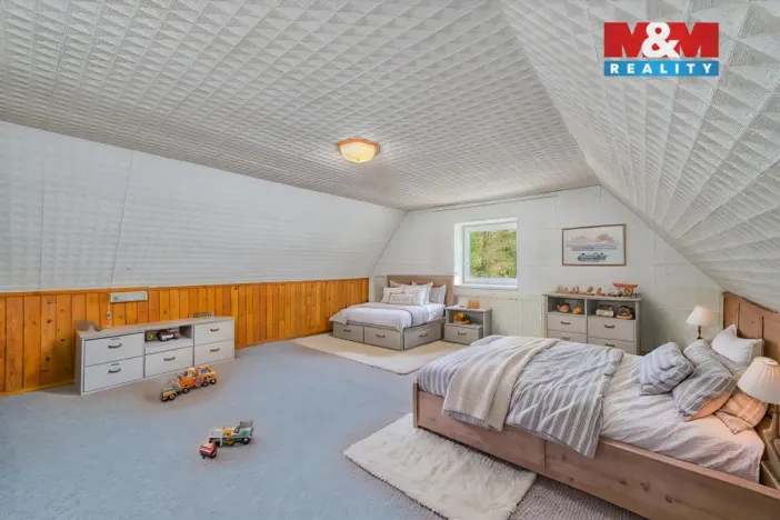 Prodej rodinného domu, Okřesaneč, 105 m2