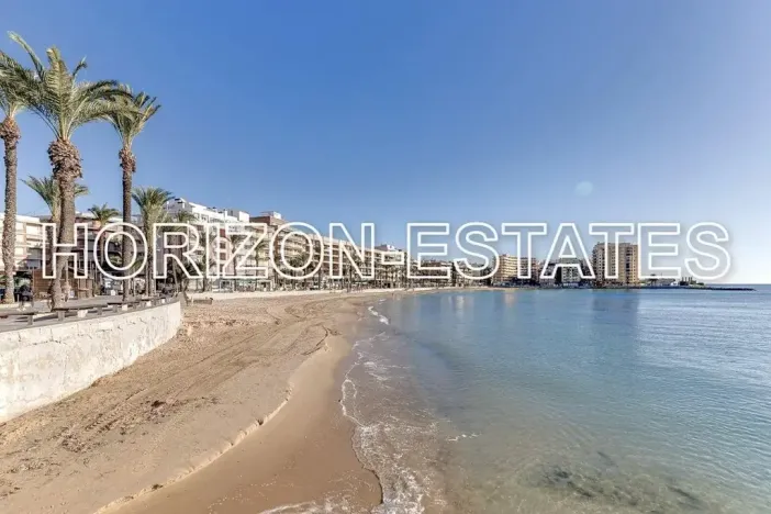 Prodej bytu 4+kk, Alicante, Španělsko, 75 m2