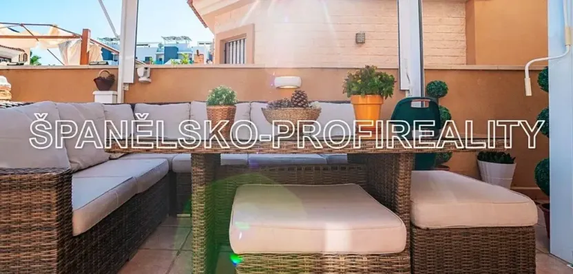 Prodej rodinného domu, Guardamar del Segura, Španělsko, 88 m2