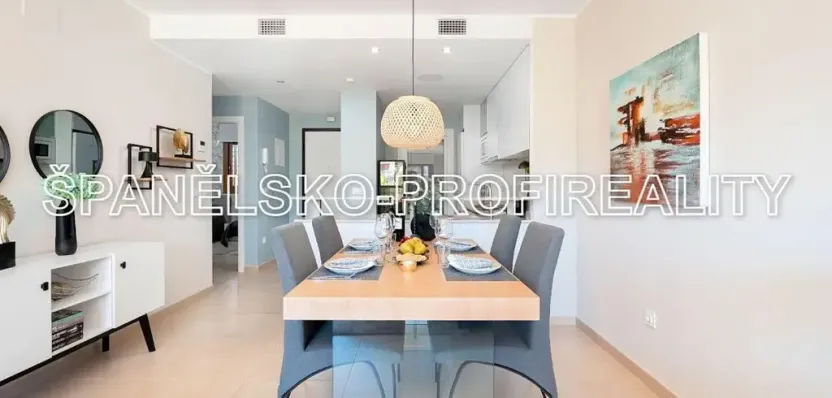 Prodej bytu 3+kk, Alicante, Španělsko, 69 m2