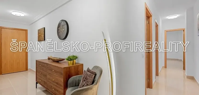 Prodej bytu 3+kk, Alicante, Španělsko, 92 m2