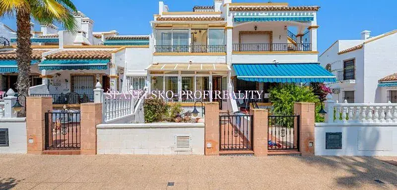 Prodej vily, Alicante, Španělsko, 87 m2