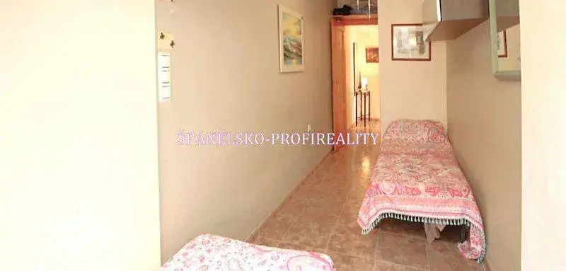 Prodej bytu 3+1, Alicante, Španělsko, 60 m2