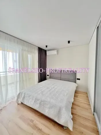 Prodej bytu 3+kk, Torrevieja, Španělsko, Calle Concordia, 85 m2