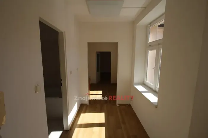 Pronájem bytu 2+1, Znojmo, Kollárova, 55 m2