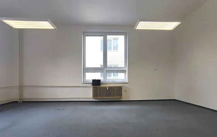 Pronájem kanceláře, Opava - Město, Masarykova třída, 36 m2