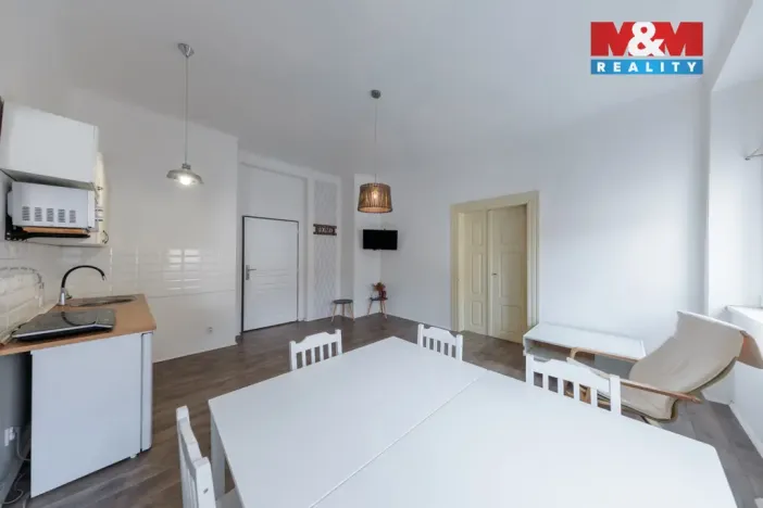 Prodej činžovního domu, Hroznětín, Mlýnská, 327 m2