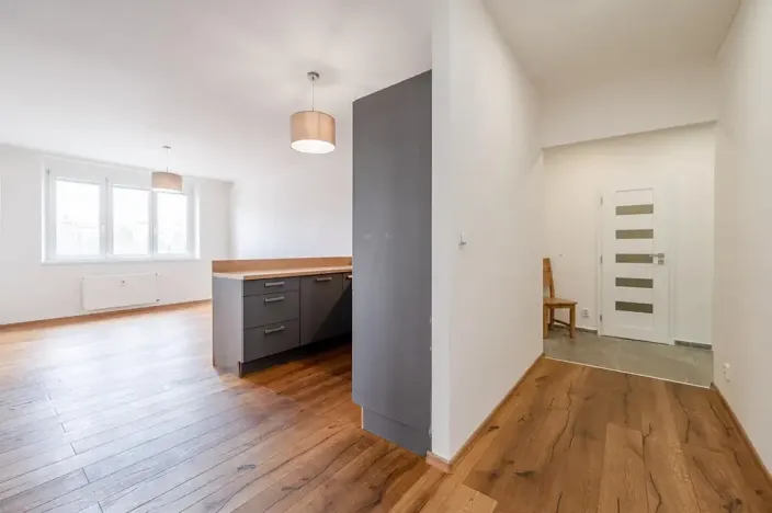 Prodej bytu 3+kk, Praha - Vršovice, Vršovická, 87 m2