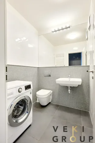 Prodej bytu 2+kk, Praha - Libeň, Novovysočanská, 53 m2