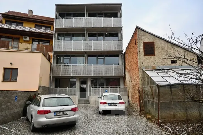 Pronájem bytu 1+kk, Brno, 38 m2