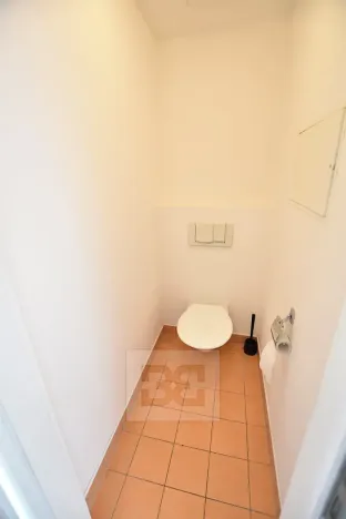 Pronájem bytu 4+kk, Praha - Kbely, Pod Nouzovem, 114 m2