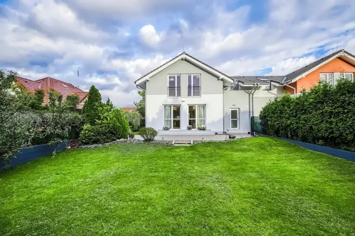 Prodej vily, Bašť, Kostelecká, 145 m2