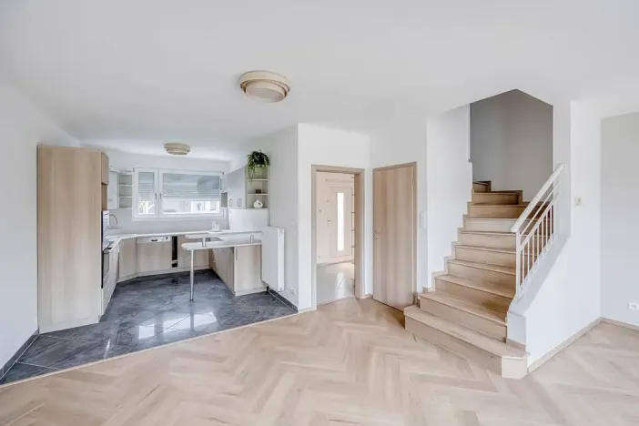 Prodej rodinného domu, Bašť, Kostelecká, 145 m2