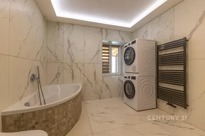 Prodej rodinného domu, Vojkovice, 180 m2