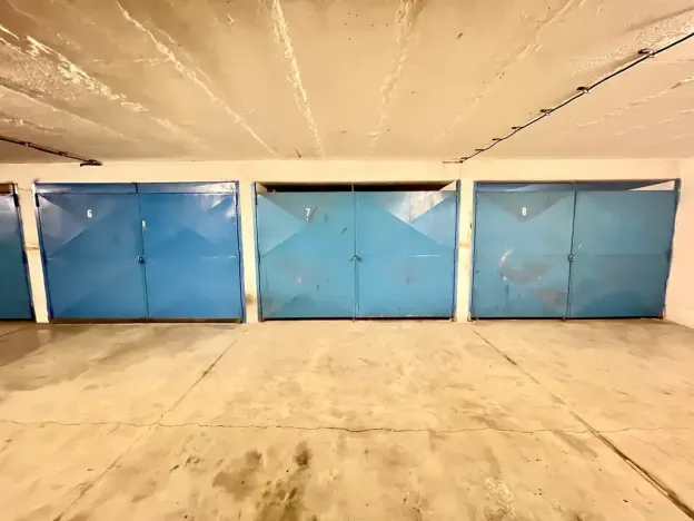 Pronájem garáže, Zlín, Na Slanici, 17 m2