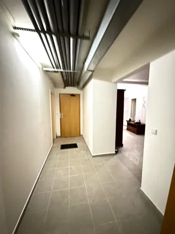Prodej obchodního prostoru, Karlovy Vary, Zámecký vrch, 111 m2