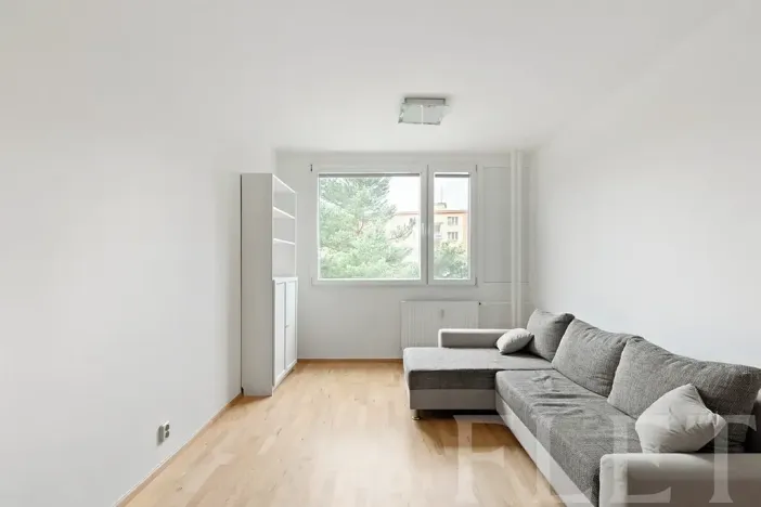 Pronájem bytu 2+kk, Praha - Kamýk, Cílkova, 41 m2