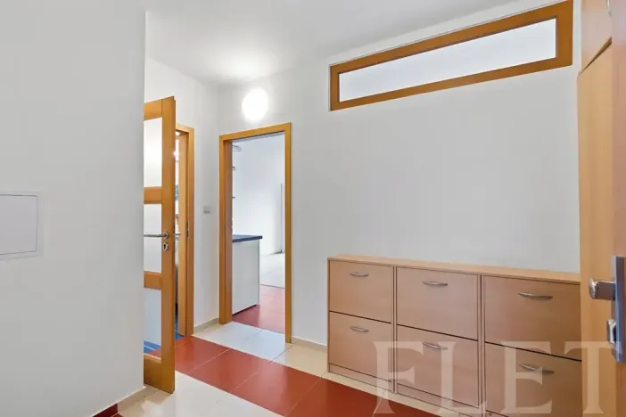 Pronájem bytu 2+kk, Praha - Kamýk, Cílkova, 41 m2