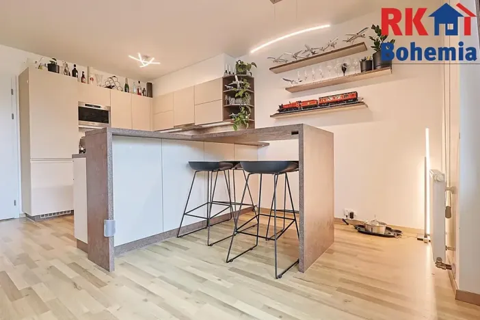 Pronájem bytu 3+kk, Hostivice, Komenského, 77 m2