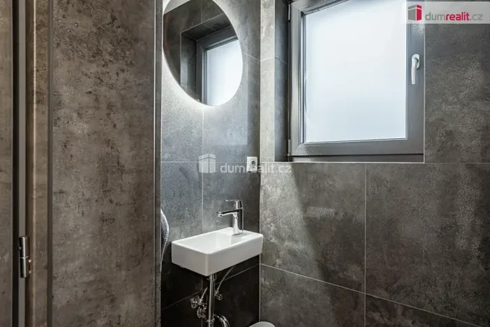 Prodej rodinného domu, Dolní Morava, 184 m2