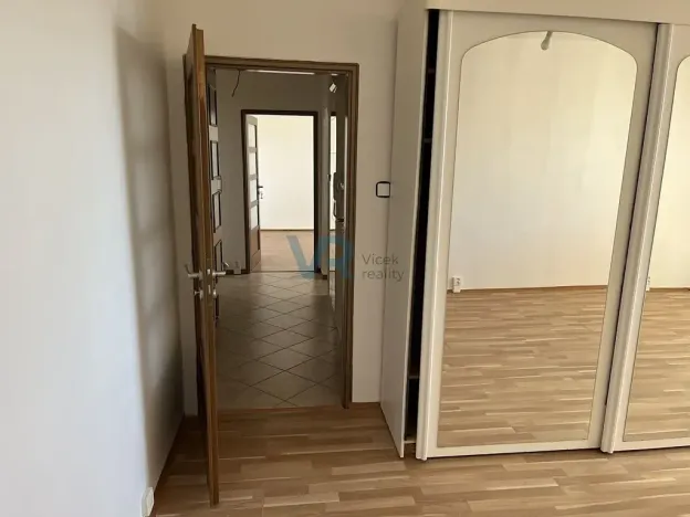 Prodej bytu 2+1, Trhové Sviny, Sídliště, 58 m2