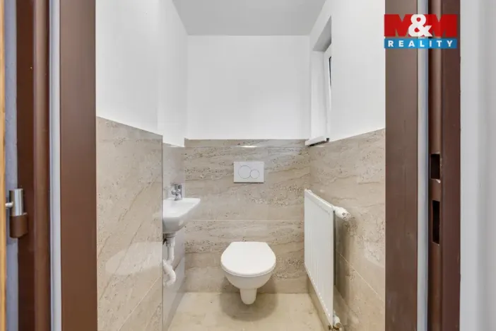 Prodej rodinného domu, Lochovice, 162 m2