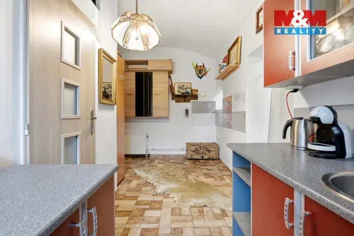 Prodej bytu 2+1, Velké Březno, Děčínská, 43 m2