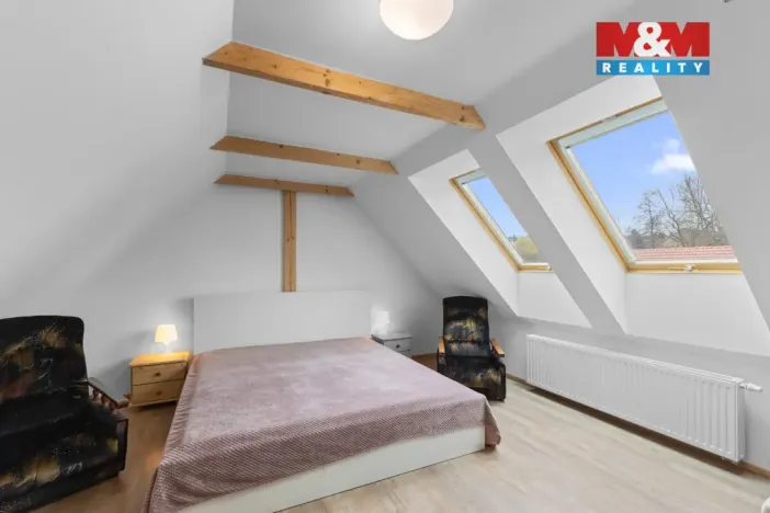 Prodej rodinného domu, Jarpice, 380 m2