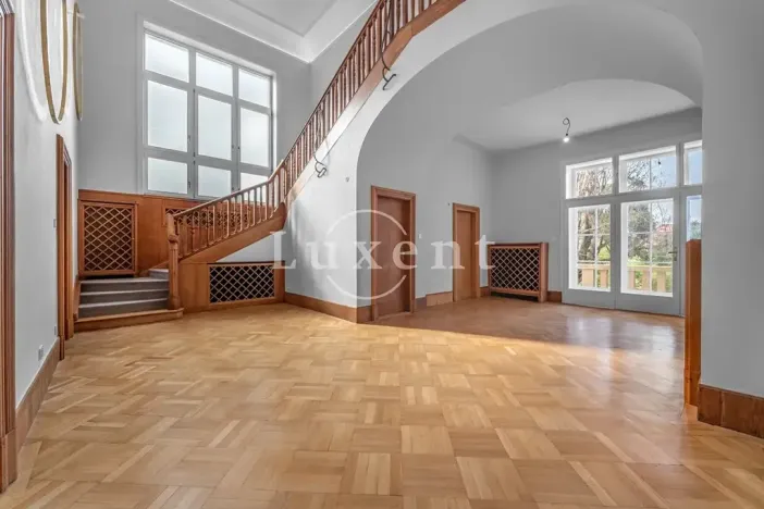 Prodej vily, Praha - Bubeneč, Heineho, 726 m2